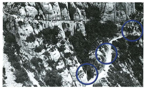 Situació original dels tres primers misteris del sant Rosari. Tret de l'article El Rosari Monumental del camí de la Santa Cova de Montserrat de Josep Galobart i Solir (Butlletí del Santuari nº 47)